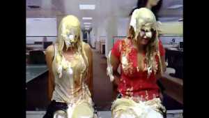 louises-revenge-on-jessie-and-cherry_12.