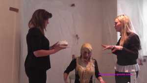 the-messy-restaurant-8-jessie-destroyed_