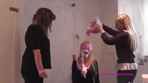 the-messy-restaurant-8-jessie-destroyed_